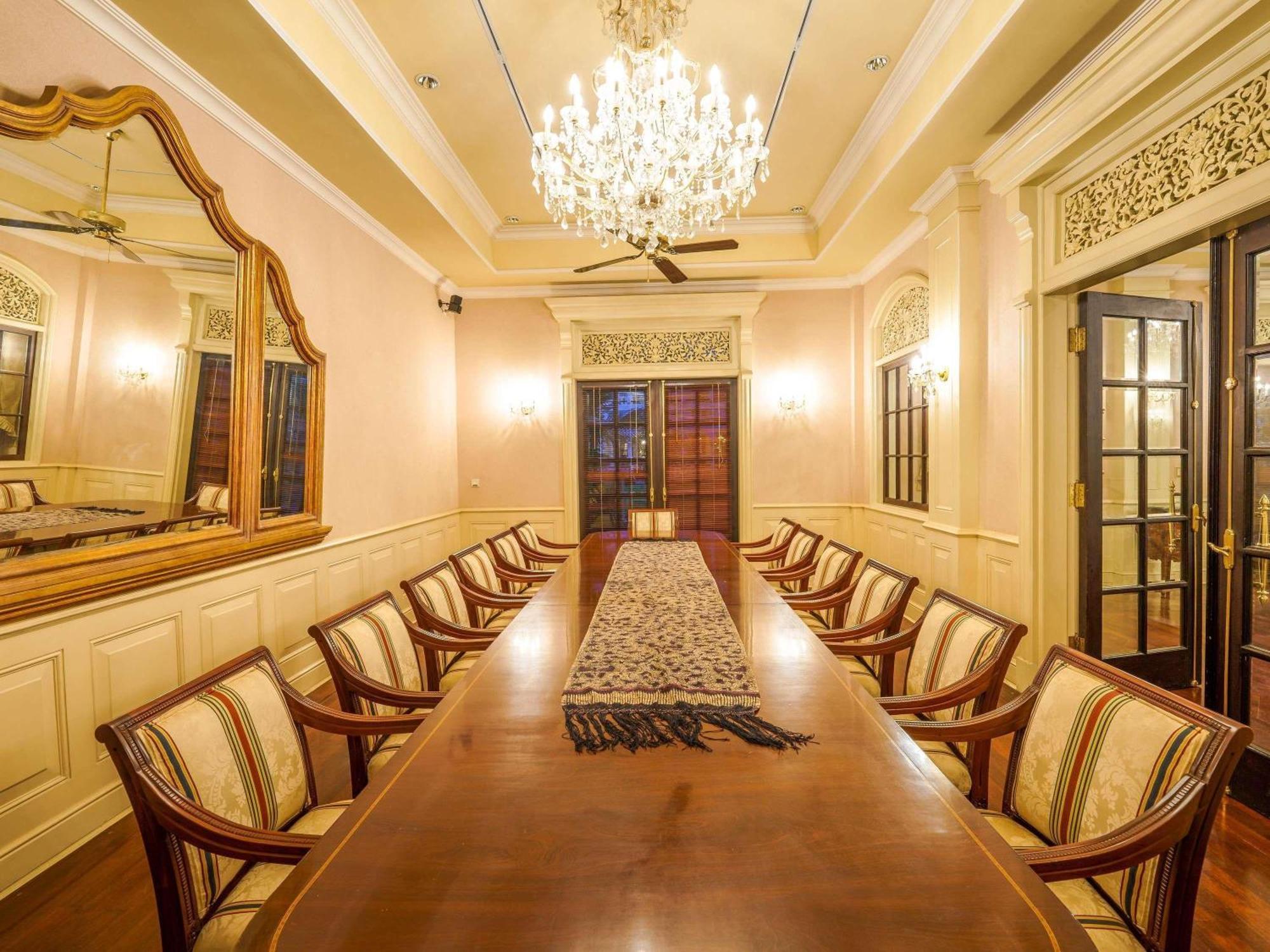 Presidential Suite
