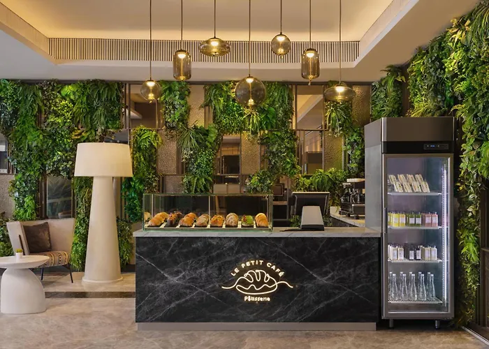 Four Points By Sheraton Surabaya, Tunjungan Plaza